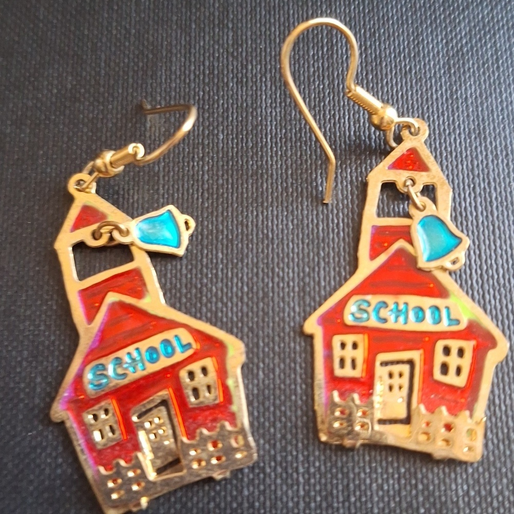 Festive Schoolhouse Earrings and Brooch Set - Picture 5 of 8